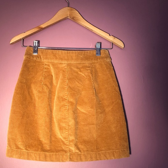 ARITZIA WILFRED FREE BNWOT CORDUROY SKIRT Size 2 - Picture 3 of 5